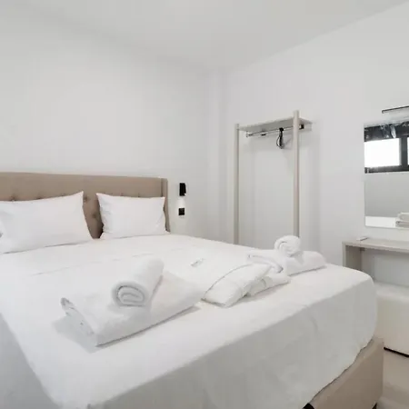 Vakantiehuis Aeusta Summer House *