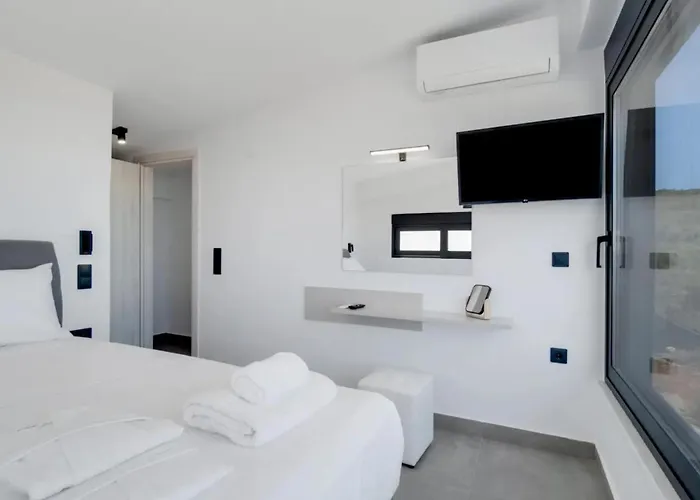 Aeusta Summer House *